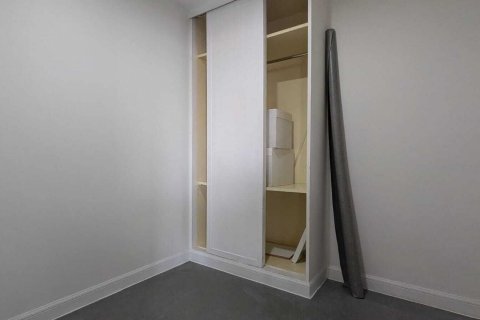 Кондоминиум с 2 спальнями в Ваттхане, Бангкок, Таиланд № 135934 - фото 9