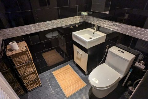 Кондоминиум с 2 спальнями в Ваттхане, Бангкок, Таиланд № 135934 - фото 13