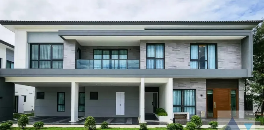 Haus in Bang Kaeo, Thailand 5 Schlafzimmer № 216868