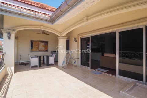 Кондоминиум с 3 спальнями в Банг Ламунге, Таиланд № 54263 - фото 9