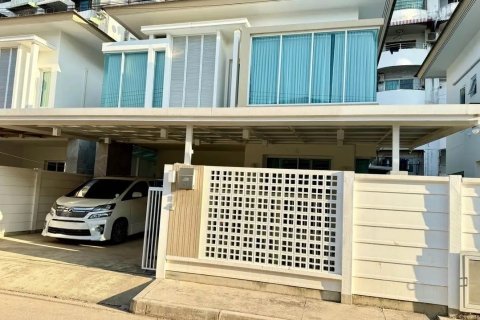 House in Chiang Mai, Thailand 3 bedrooms № 153134 - photo 8