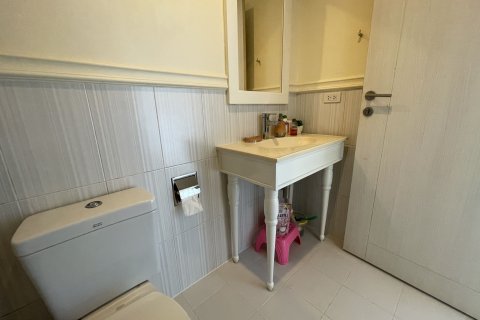 Condo in Hua Hin, Thailand, 2 bedrooms  № 153131 - photo 8