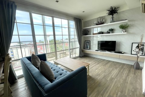 Condo in Hua Hin, Thailand, 2 bedrooms  № 153131 - photo 1