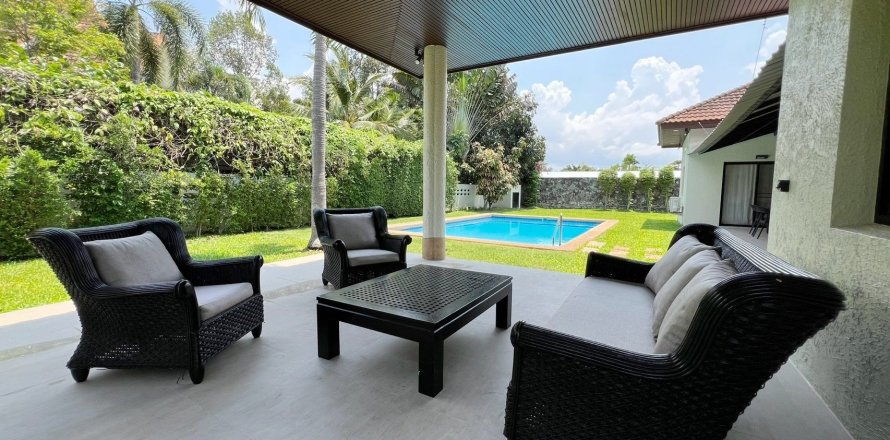 Вилла в Паттайе, Таиланд с 5 спальнями  № 153129