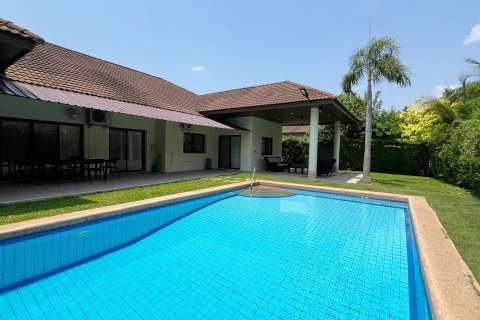 Вилла в Паттайе, Таиланд с 5 спальнями  № 153129 - фото 2