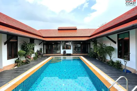 Haus in Pattaya, Thailand 3 Schlafzimmer № 212636 - Foto 25