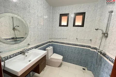 Haus in Pattaya, Thailand 3 Schlafzimmer № 212636 - Foto 24