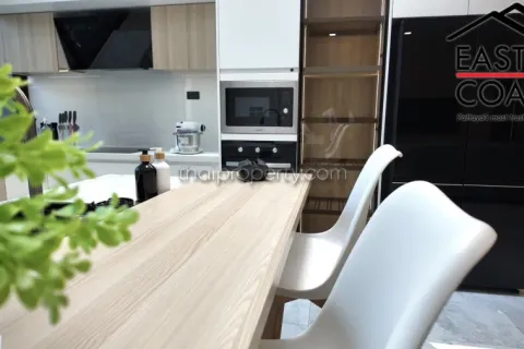 Casa de 3 dormitorios en Pattaya, Tailandia № 212638 - foto 4