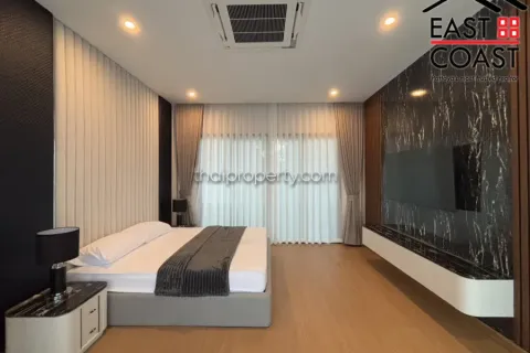 Casa de 3 dormitorios en Pattaya, Tailandia № 212633 - foto 13