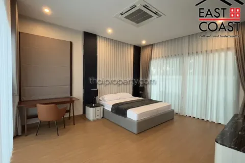 Casa de 3 dormitorios en Pattaya, Tailandia № 212633 - foto 12