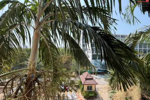 Estudio en el condominio en Jomtien Beach, Pattaya, Tailandia № 212635 - foto 13