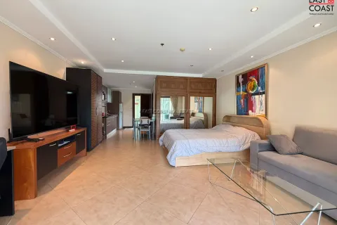Studio in the Condo on Jomtien Beach, Pattaya, Thailand  № 212635