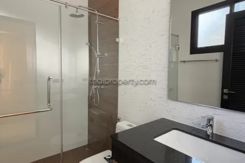 Casa de 3 dormitorios en Pattaya, Tailandia № 212634 - foto 7