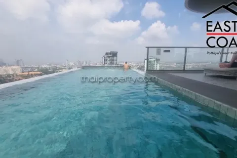 Condominio de 2 dormitorios en Jomtien Beach, Pattaya, Tailandia № 212637 - foto 15