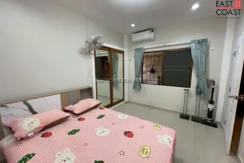 Casa de 3 dormitorios en Pattaya, Tailandia № 212639 - foto 11