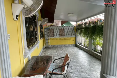 Casa de 3 dormitorios en Pattaya, Tailandia № 212639 - foto 8