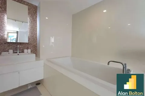 Condominio de 3 dormitorios en Pattaya, Tailandia № 210809 - foto 12
