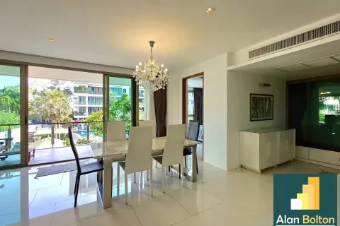 Condominio de 3 dormitorios en Pattaya, Tailandia № 210809 - foto 6