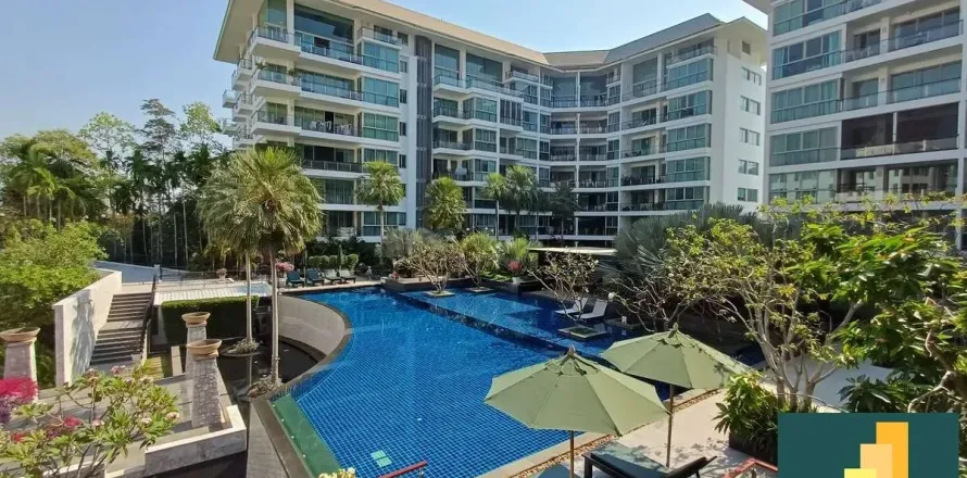 Condominio de 3 dormitorios en Pattaya, Tailandia № 210809