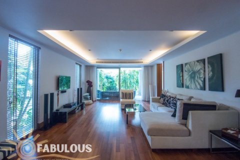 Condo sur Naithon Beach, Thaïlande, 3 chambres  № 179451 - photo 11