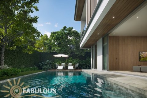 Villa in Rawai, Thailand 4 bedrooms № 179452 - photo 3