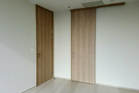 Кондоминиум с 2 спальнями в Патхум Ване, Бангкок, Таиланд № 138117 - фото 10