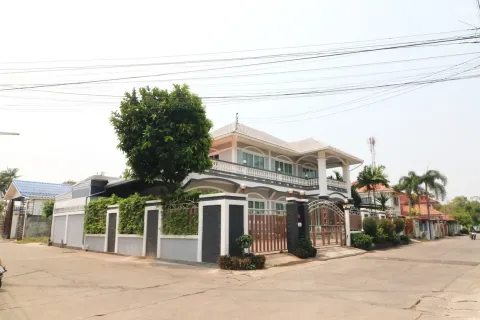 Дом в Удонтхани, Таиланд с 4 спальнями  № 138122 - фото 2