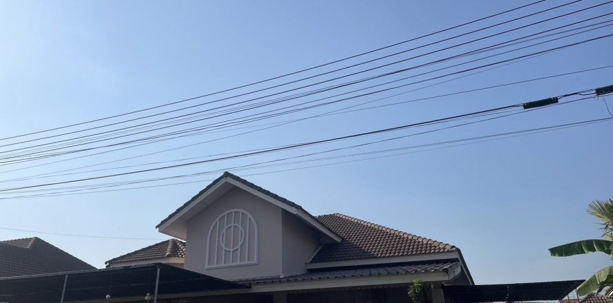 House in Pattaya, Thailand 3 bedrooms № 138118