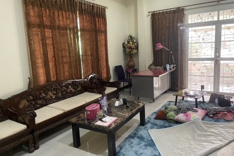 House in Pattaya, Thailand 3 bedrooms № 138118 - photo 11