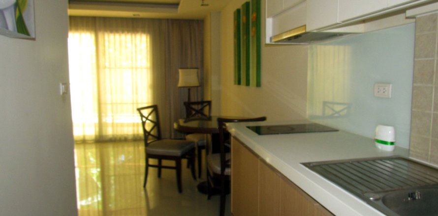 Studio in the Condo in Pattaya, Thailand № 204156