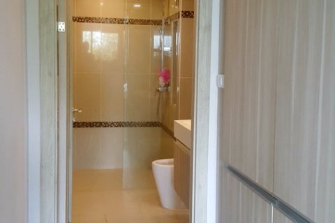 Condo on Jomtien Beach, Pattaya, Thailand, 1 bedroom № 204158 - photo 13