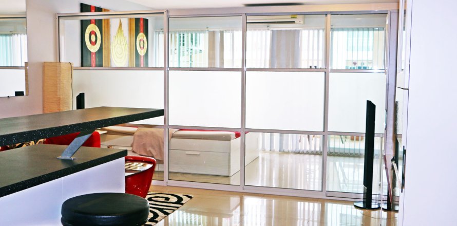 Condo on Jomtien Beach, Pattaya, Thailand, 1 bedroom № 204155