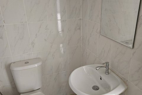 Centre commercial à Uthai Thani, Thaïlande № 161991 - photo 7