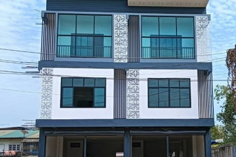 Centre commercial à Uthai Thani, Thaïlande № 161991