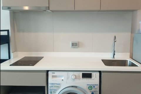 Студия в кондо в Пхракханонге, Бангкок, Таиланд № 161997 - фото 5