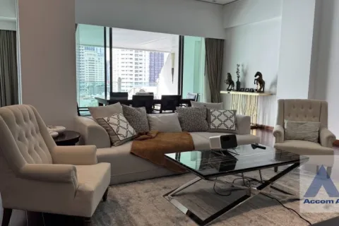 Condo in Watthana, Bangkok, Thailand, 2 bedrooms  № 215167