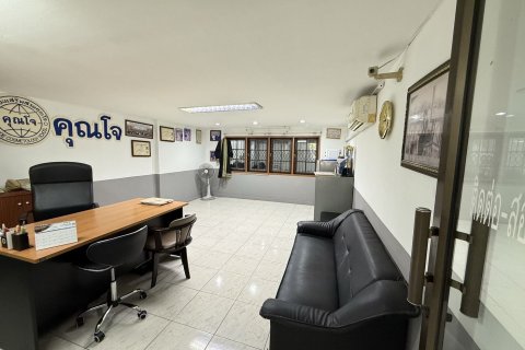 Шопхаус в Чиангмае, Таиланд  № 151511 - фото 4