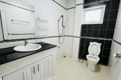 Maison à Chiang Mai, Thaïlande 4 chambres № 151513 - photo 12