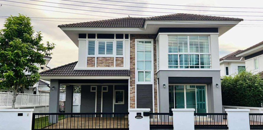 Maison à Chiang Mai, Thaïlande 4 chambres № 151513