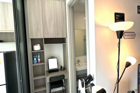 Студия в кондо в Ваттхане, Бангкок, Таиланд № 137004 - фото 9