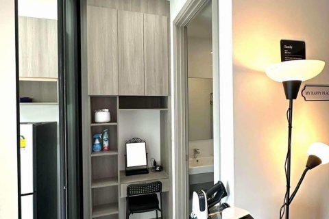 Студия в кондо в Ваттхане, Бангкок, Таиланд № 137004 - фото 12