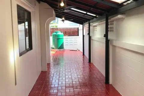 Дом в Паттайе, Таиланд с 5 комнатами № 155506 - фото 3