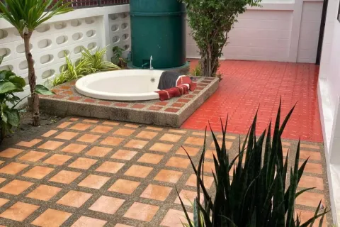 Дом в Паттайе, Таиланд с 5 комнатами № 155506 - фото 4