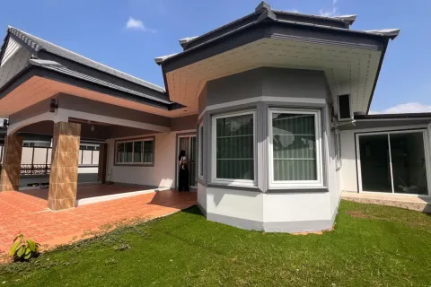 Casa de 3 dormitorios en Pattaya, Tailandia № 211542 - foto 19