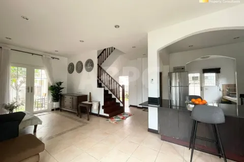 Casa de 3 dormitorios en Jomtien Beach, Pattaya, Tailandia № 211546 - foto 3