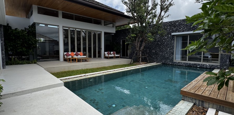 Villa à Phuket, Thaïlande 4 chambres № 154686