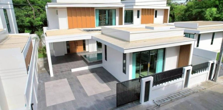 Villa à Pattaya, Thaïlande 4 chambres № 172981