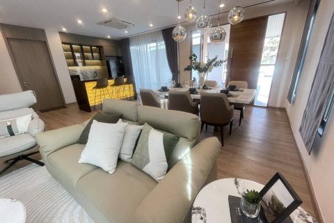 Villa à Pattaya, Thaïlande 4 chambres № 172981 - photo 5