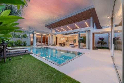 Villa à Phuket, Thaïlande 3 chambres № 172979