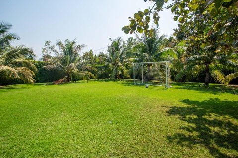 Вилла в Хуа Хине, Таиланд с 3 спальнями  № 151832 - фото 8